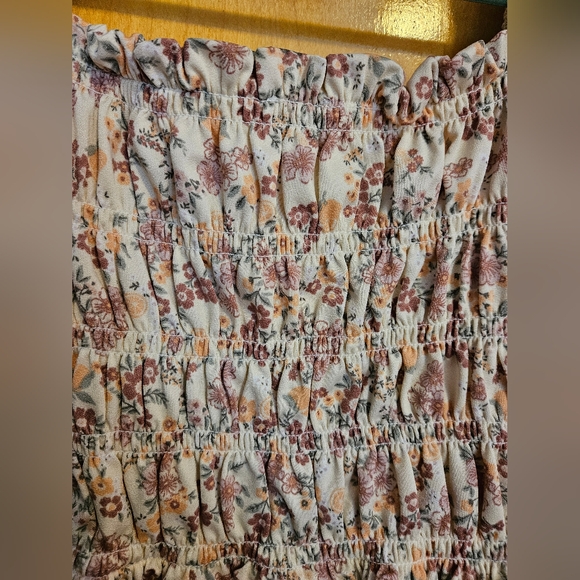 Ardene Floral Smocked Top and Skirt Set Girls L 11-12 - Picture 7 of 7